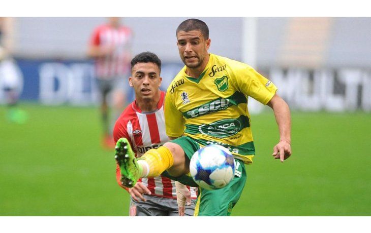 Defensa consiguió ganar ante Estudiantes (AFA).