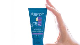 investigan irregularidades en dermaglos solar y off!