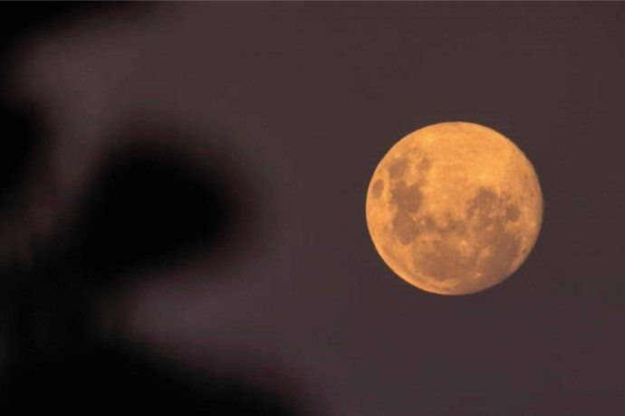 The name Beaver Moon dates back to the native peoples of North America. 