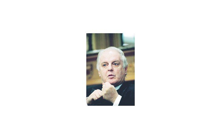 Entre las novedades del proyectado centro musical «West-Eastern Divan Institute, que dirigirá Daniel Barenboim, se supo que el reputado Frank Gehry participará de su construcción.