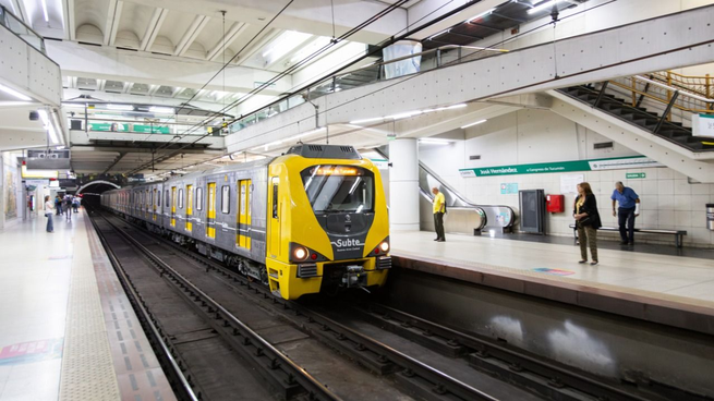 La extensión horaria busca reducir la dependencia del transporte privado y, al mismo tiempo, potenciar la cultura en la Ciudad.