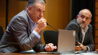 Yamandú Orsi insistió en que no aumentará impuestos en su gestión y puso paños fríos al IVA personalizado. Yamandú Orsi insistió en que no aumentará impuestos en su gestión y puso paños fríos al IVA personalizado.