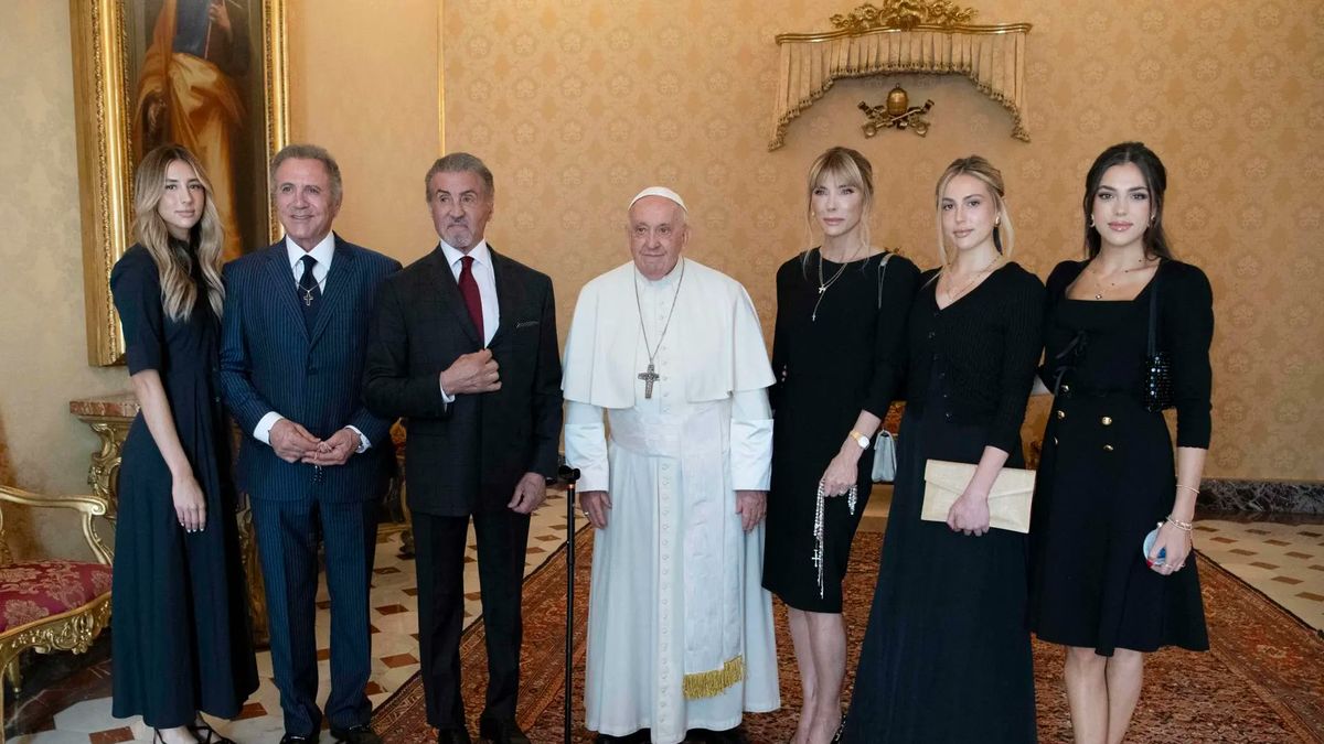 Sylvester Stallone challenged Pope Francis to box in the Vatican