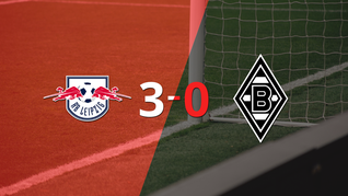 rb leipzig sentencio con goleada 3-0 a b. monchengladbach