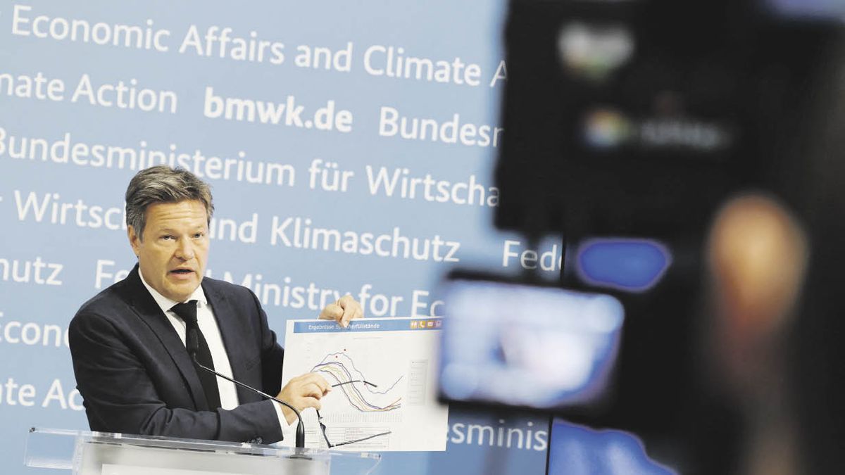 Germany declared itself in crisis due to the Russian gas cut and was one step away from rationing