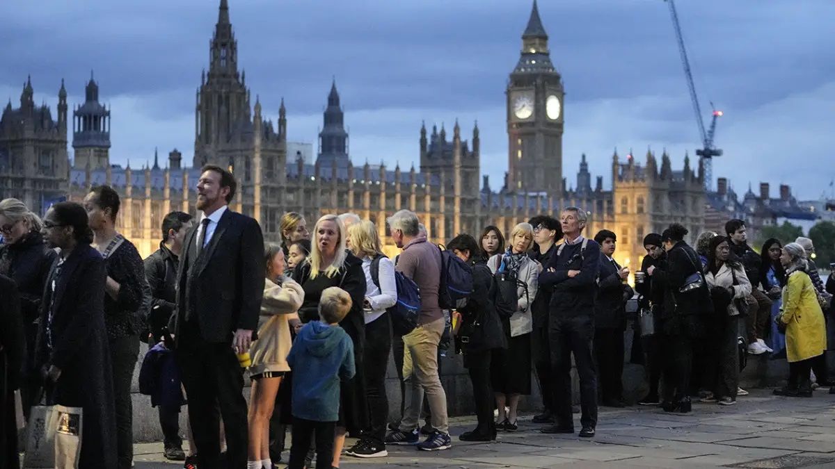 Londres se prepara para su mayor operativo de seguridad en 60 años por el funeral de Isabel II