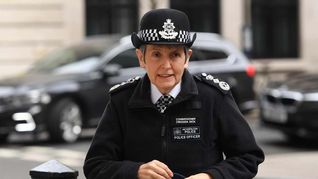 Renunció la jefa de Scotland Yard en medio de un escándalo por racismo