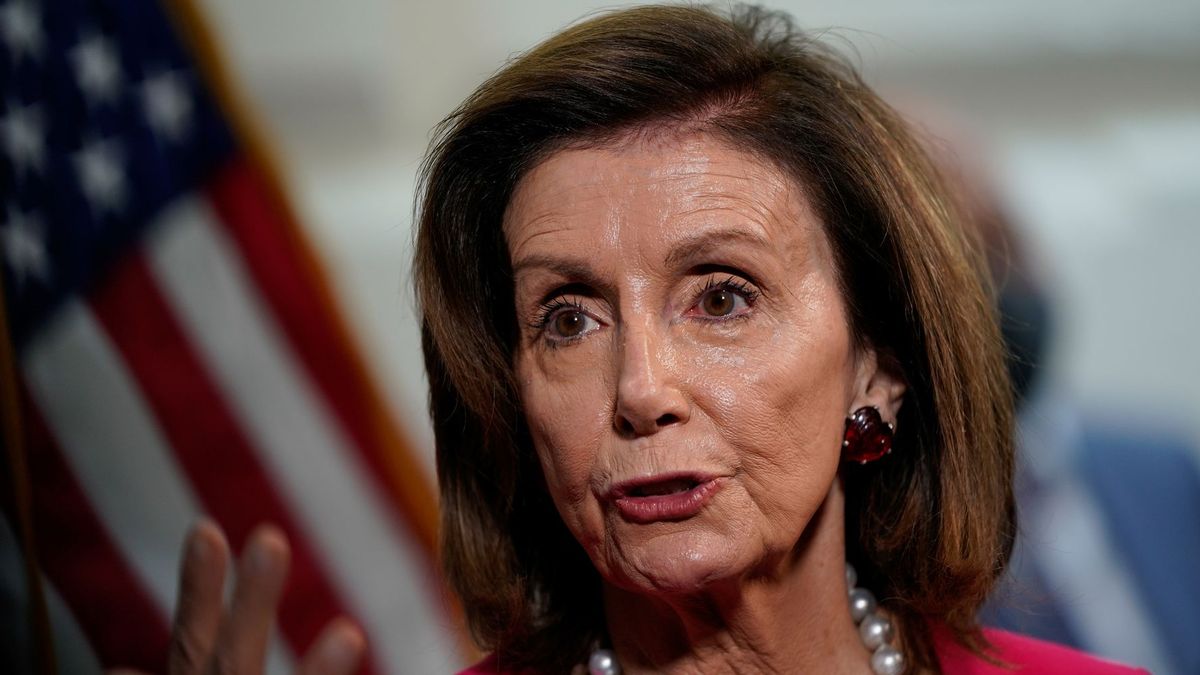 Nancy Pelosi begins her tour of Asia without clarifying if she will visit Taiwan