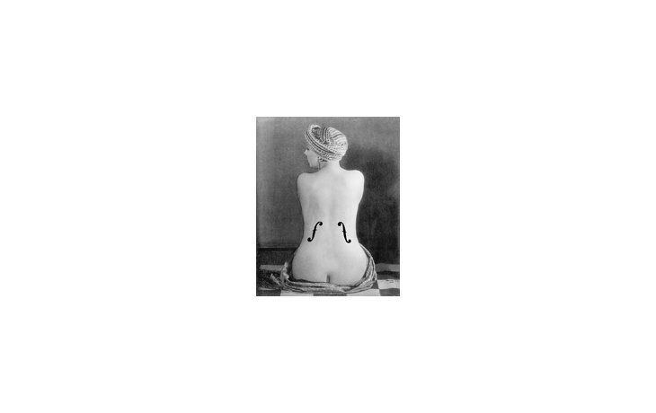 Una de las obras más famosas de Man Ray, «El violín de Ingres», que combina clasicismo y modernidad de manera prodigiosa.