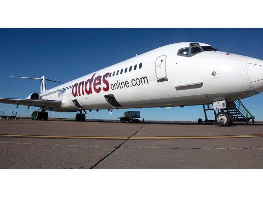 Andes Líneas Aéreas inauguró vuelos diarios a Tucumán