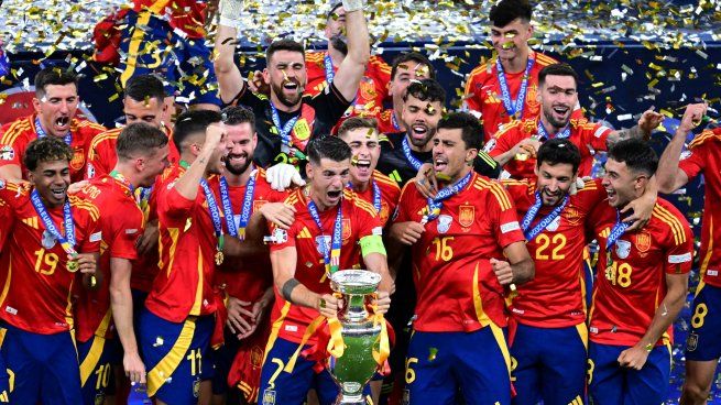 Festejos non sanctos. España tiene un problema diplomático por su celebración en la Eurocopa. 