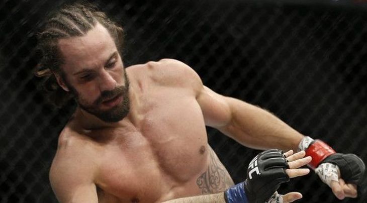 In his biography, UFC star Josh Samman said that he entered the world of drugs in 2013, when his wife died in a traffic accident. 