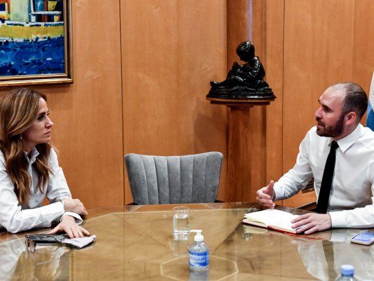 Martín Guzmán, ministro de Economía, junto a Victoria Tolosa Paz, quien encabeza la lista del Frente de Todos en la Provincia de Buenos Aires.