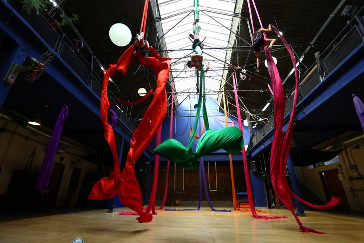 The Trapeze Club is both a hall and a school. The Trapeze Club is both a hall and a school.