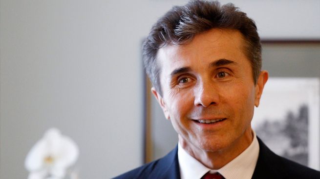 Tuvo una fama mundial tras anuncaiar millones de euros como premio en la Eurocopa.