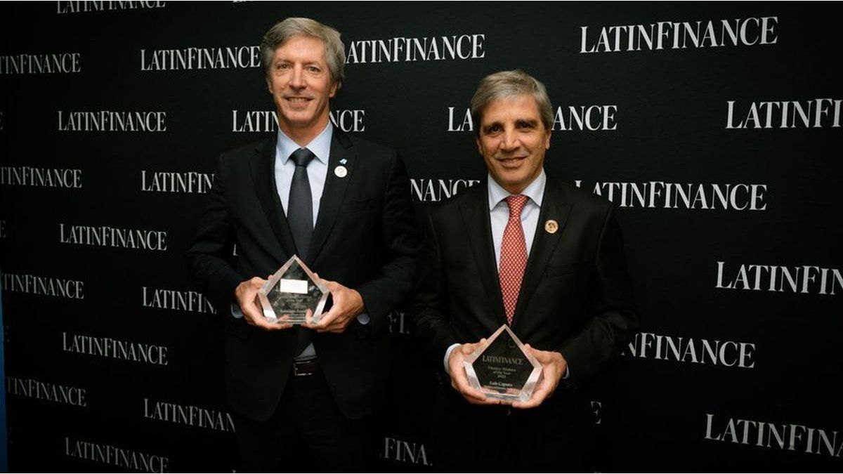 Luis Caputo once again received the Minister of the Year award