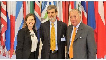 Carolina Castro (Executive Sherpa), Fernando Landa (Policy Sherpa) y Daniel Funes de Rioja (Chairman).