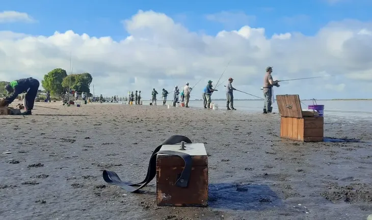 Fishing at Playa La Balandra, one of the most typical activities. Fishing at Playa La Balandra, one of the most typical activities.