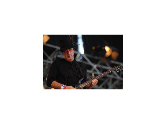 Gustavo cerati está en coma desde mayo de 2010, cuando sufrió un accidente cerebro vascular.