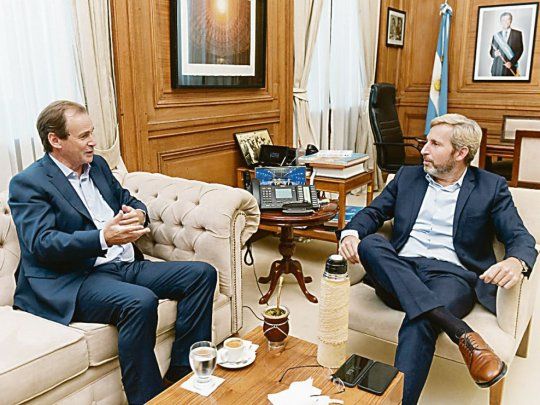 contacto. El entrerriano Gustavo Bordet, uno de los primeros en inaugurar la ronda de reuniones con la Casa Rosada. Fue recibido por el ministro Rogelio Frigerio.
