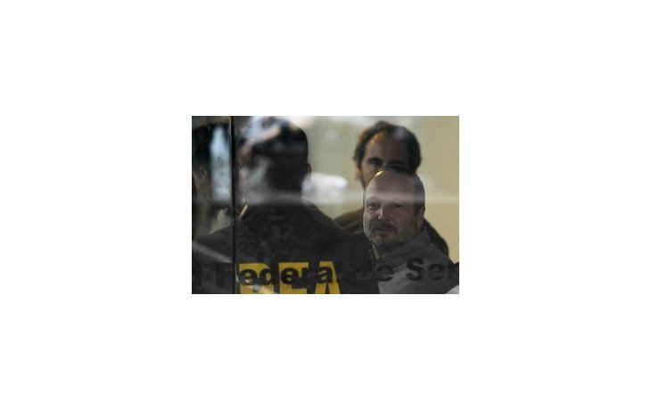 Sabbatella mantuvo diálogo con la Policía Federal antes de evacuar el edificio.
