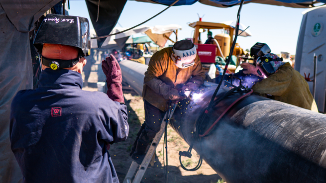 Tras la soldadura,&nbsp;Oldelval se prepara para avanzar hacia las siguientes fases de construcción, que incluyen el montaje de válvulas, la construcción de obras civiles y las pruebas hidráulicas.