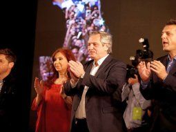 con un acto, alberto fernandez, cristina kirchner y sergio massa presentan los candidatos del fdt con un acto, alberto fernandez, cristina kirchner y sergio massa presentan los candidatos del fdt