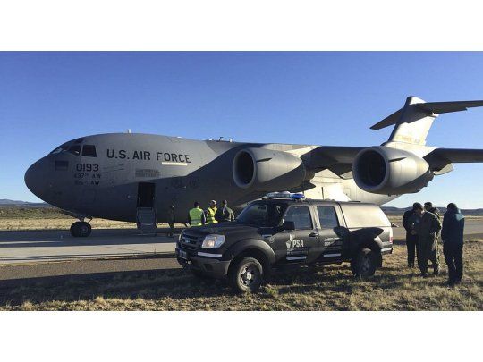 Un avión C-17 de la Fuerza Aérea de EEUU llegó a Comodoro Rivadavia con equipos para la operación de búsqueda y rescate del submarino ARA SanJuan.
