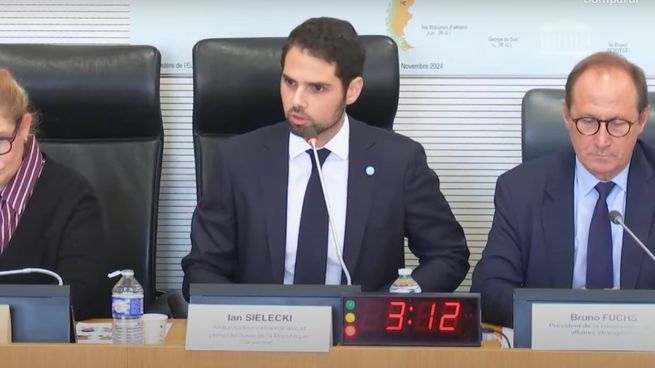 El embajador argentino en Francia frenó una audiencia para hacer un reclamo por las Islas Malvinas.