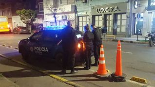balearon dos sedes de la uocra en santa fe y dejaron mensajes con amenazas