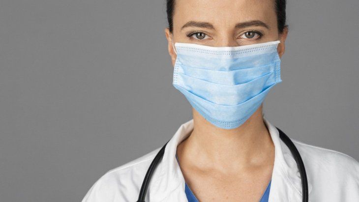 Analizando la respiración, puede determinar los síntomas y la enfermedad del paciente. Analizando la respiración, puede determinar los síntomas y la enfermedad del paciente.
