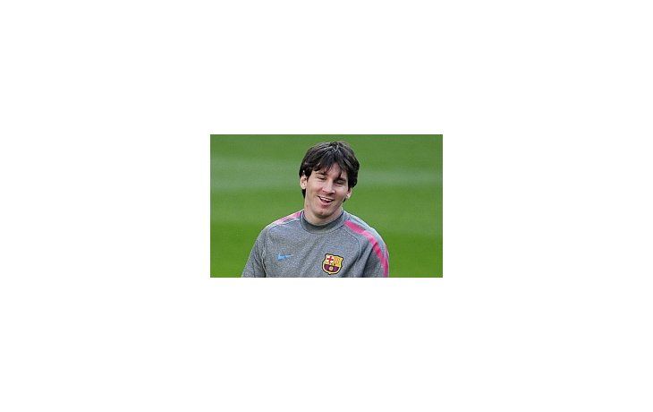 Messi volvió a entrenar a la par de sus compañeros.