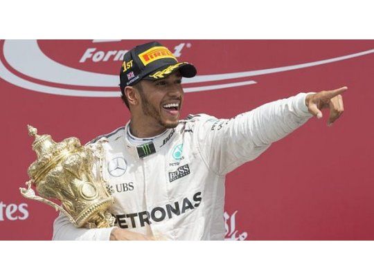 Lewis Hamilton fue primero en su tierra