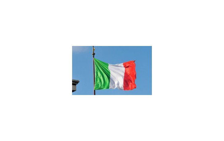 Italia colocó a deuda con fuerte baja de interés