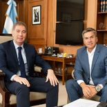 Diego Santilli y Leandro Zdero se reunieron en la Casa Rosada. Diego Santilli y Leandro Zdero se reunieron en la Casa Rosada.