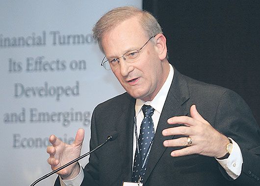 Thomas Hoenig, de la Reserva Federal de Kansas, otro de los más escuchados.
