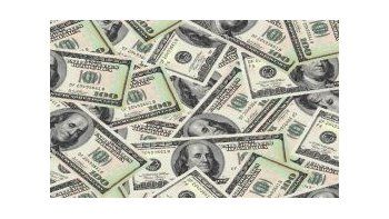 Dólar trepó medio centavo. El blue subió a $ 6,32