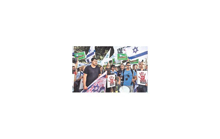 ámbito.com | La liberación de palestinos presos por terrorismo provoca  una fuerte polémica en Israel. Las asociaciones de familiares de las víctimas resisten la decisión de Benjamín Netanyahu.