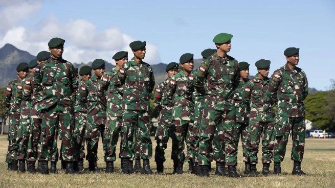 Indonesia acelera el entrenamiento de tropas para desplegar una fuerza de paz en Gaza.