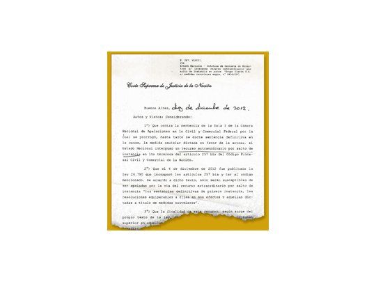 Llevó más de siete horas consensuar los fallos en la Corte. El Gobierno sufrió un nuevo traspié en su puja por la ley de medios y ahora debe volver a la Cámara Civil y Comercial.