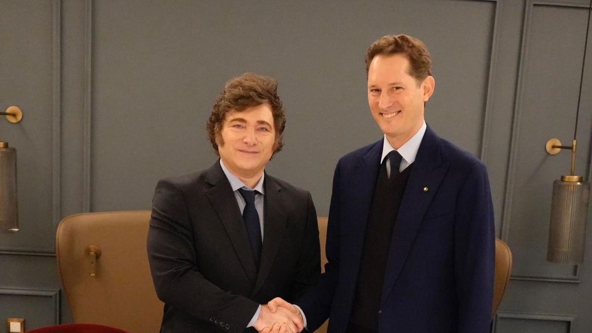 In Italy, Javier Milei met with the head of the automotive company Stellantis