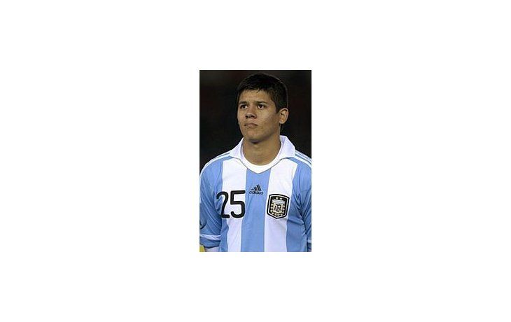 El hermano de Marcos rojo está preso acusado de haber asaltado tres viviendas.