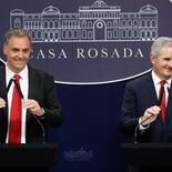 Manuel Adorni y Pablo Quirno brindaron una conferencia de prensa en Casa Rosada. Manuel Adorni y Pablo Quirno brindaron una conferencia de prensa en Casa Rosada.