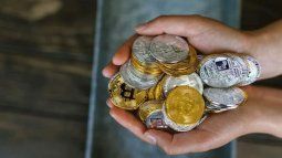 one in three young people invest in cryptocurrencies promoted by their friends one in three young people invest in cryptocurrencies promoted by their friends