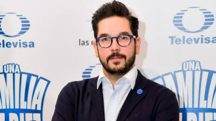 Pedro Ortiz de Pinedo estará a cargo de la producción de la nueva versión en formato de serie. Pedro Ortiz de Pinedo estará a cargo de la producción de la nueva versión en formato de serie.