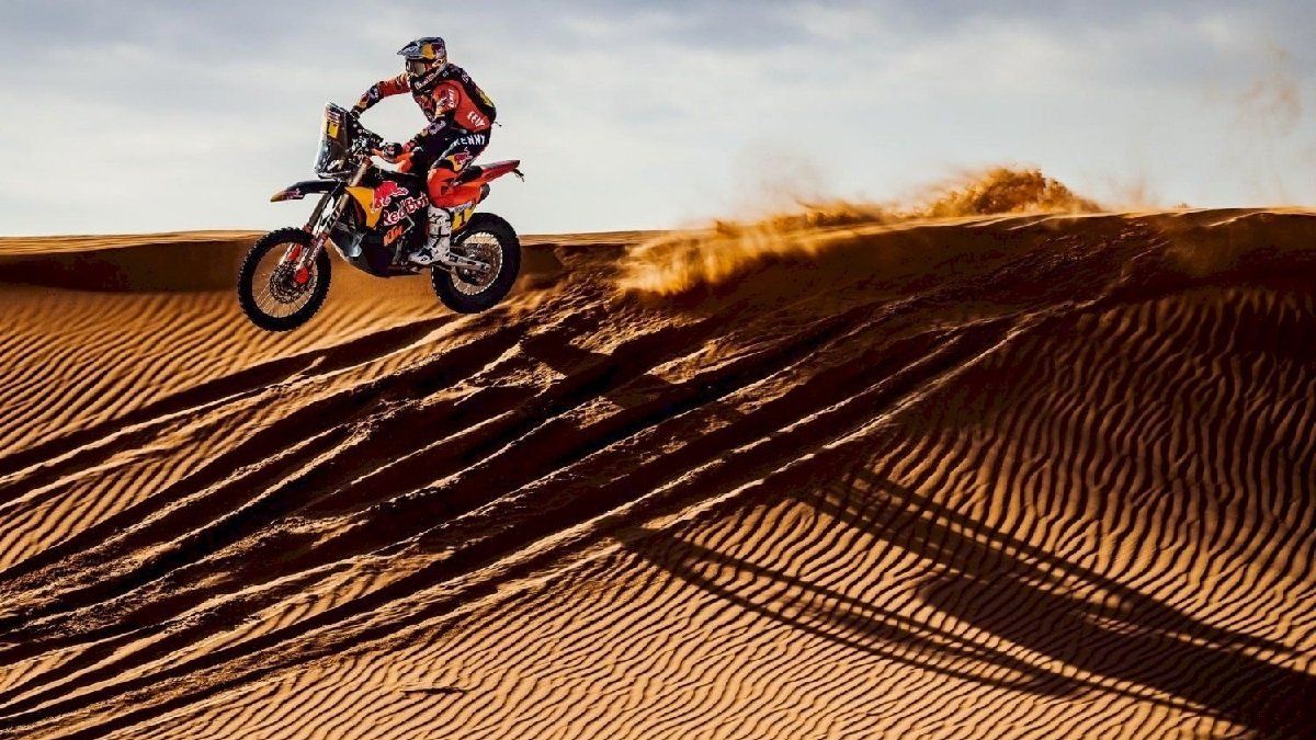 Dakar: Benavides, second in stage 9, cut his difference in the motorcycle general