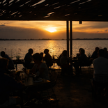 Menús cerrados, vino incluido y propuestas por pasos: restaurantes de Buenos Aires y alrededores apuestan a experiencias especiales para celebrar San Valentín sin sorpresas en la cuenta. Menús cerrados, vino incluido y propuestas por pasos: restaurantes de Buenos Aires y alrededores apuestan a experiencias especiales para celebrar San Valentín sin sorpresas en la cuenta.