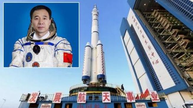 Astronauta chino.jpg