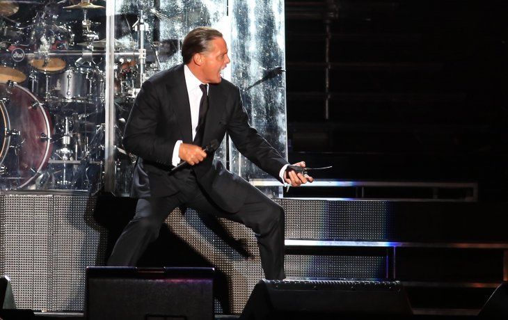 Luis Miguel, según su biógrafa: del maltrato de Luis Rey a la desaparición de su madre