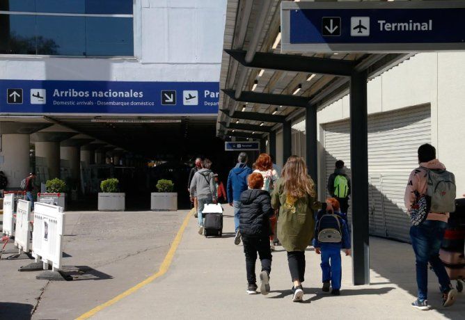 El año pasado volaron 1.437.000 pasajeros menos en el mercado de cabotaje argentino.